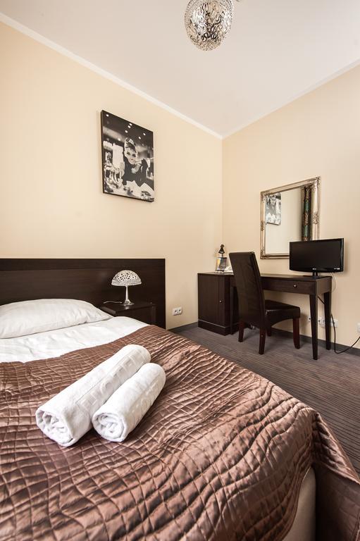 Hotel Willa Adriana ปวอตสก์ ห้อง รูปภาพ